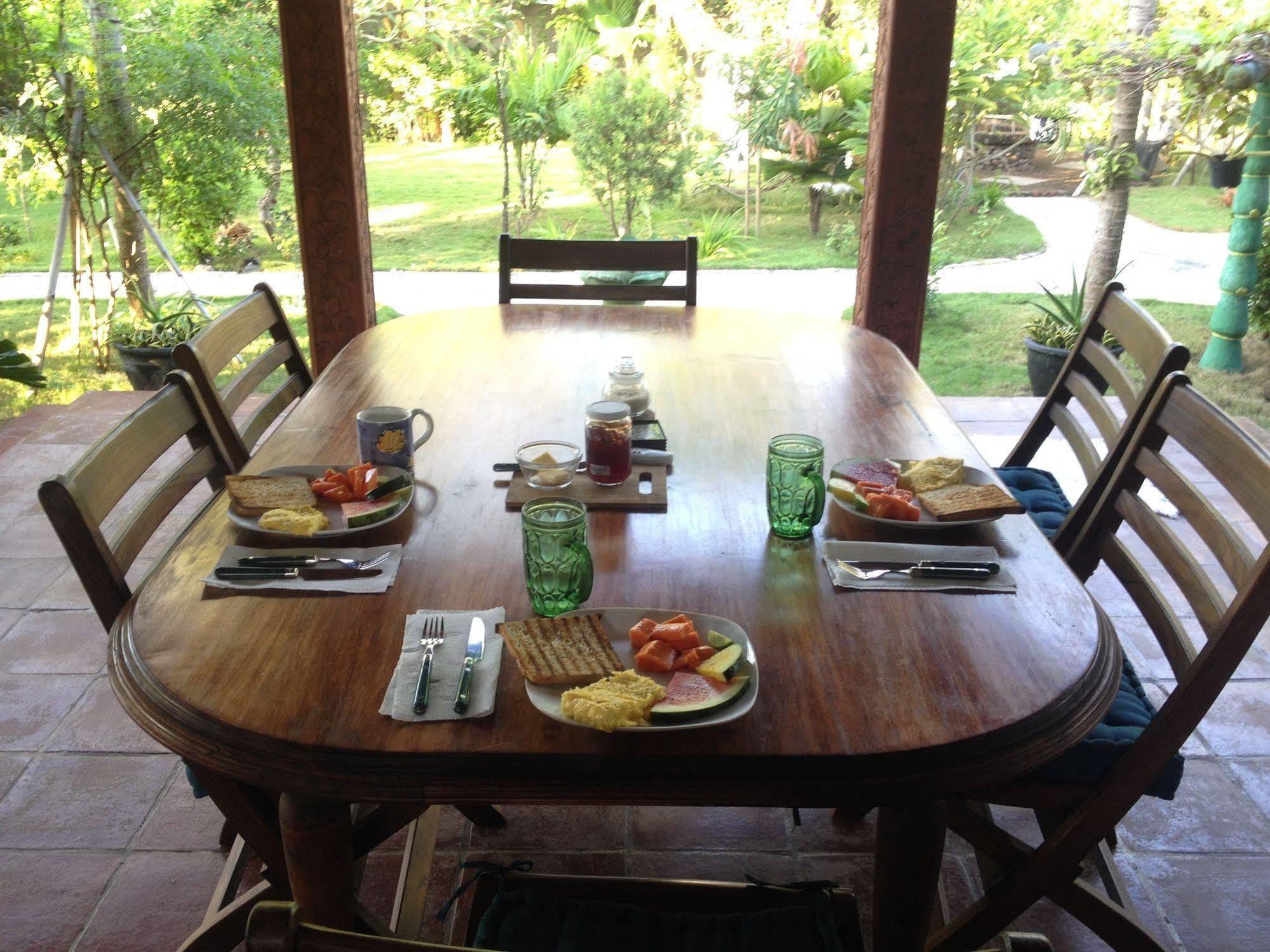 Hibiscus House Bali Pemuteran Exterior foto
