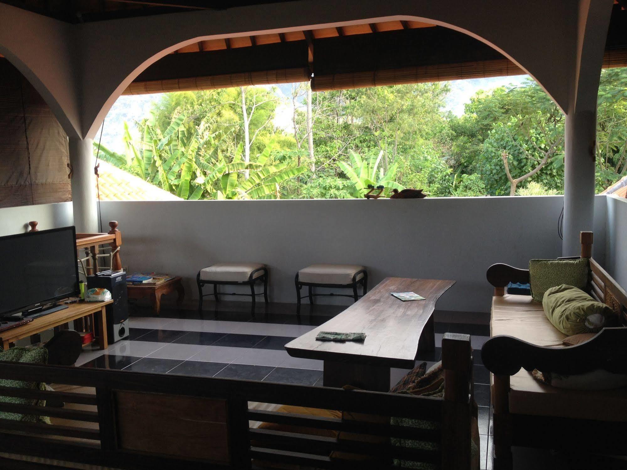 Hibiscus House Bali Pemuteran Exterior foto
